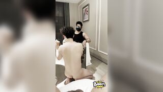 绿帽adam兔子体育生操老婆精液逼